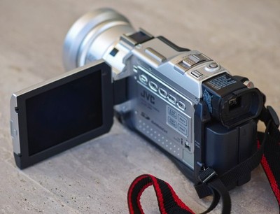 Digital Video Camera JVC GR-DV2000U Made in Japan Excellent