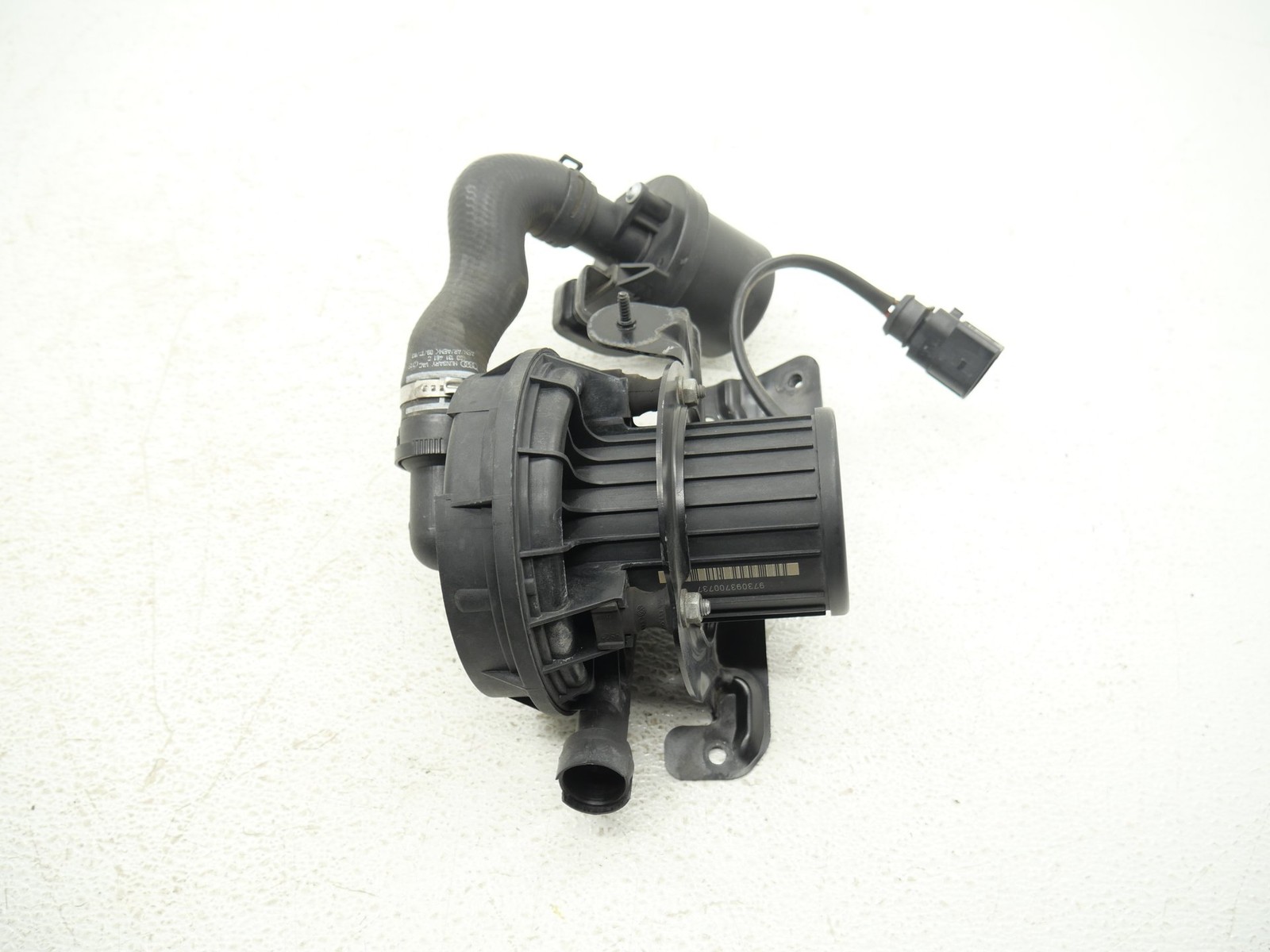 Audi R8 Spyder 2017-2023 Right Secondary air pump P/N 4S0906601A