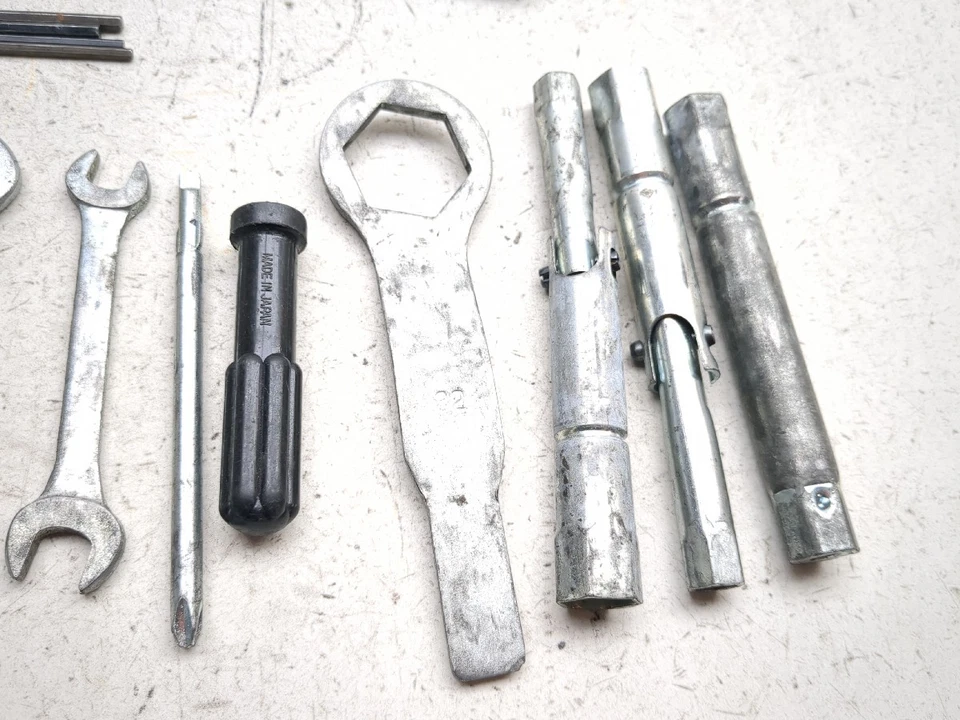 00-02 Kit de herramientas Kawasaki Ninja ZX6R ZX6 Foto 3 de 4