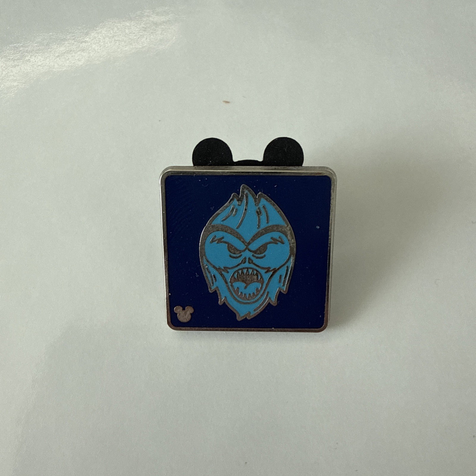 Expedition Everest Blue Yeti Abominable Snowman Attraction Icon Disney Lapel Pin