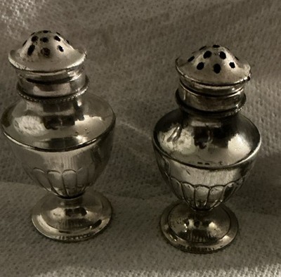 Forbes Silver Co Quadruple Silverplate Metal Salt & Pepper Shakers Set 20