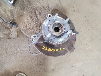 Driver Left Front Spindle/Knuckle Fits 15-20 ESCALADE 1992373