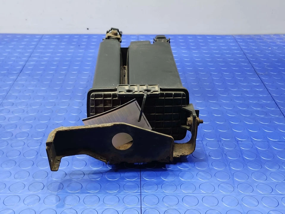 04-18 Infiniti QX56 QX80 Fuel Vapor Charcoal Canister Assembly OEM 149507S000 - Image 4 of 4