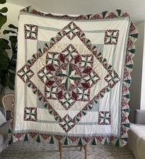 Vintage Floral Star Quilt 84x84 Scalloped Edge Factory Made