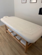 Adjustable Flat Top Clinician Massage Treatment Exam Therapy Table, Oakworks