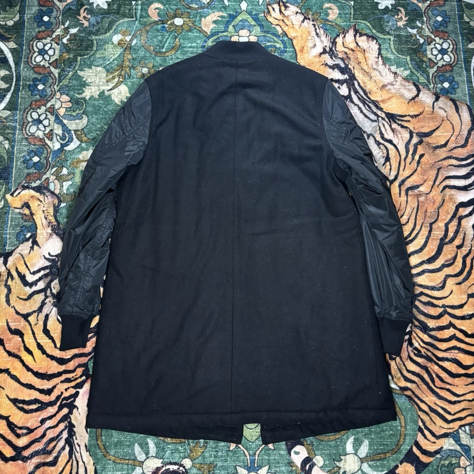 Jaqueta de beisebol Converse Varsity MA1 Parka casaco de botão de pressão preta grande nova com etiquetas - Imagem 2 de 4