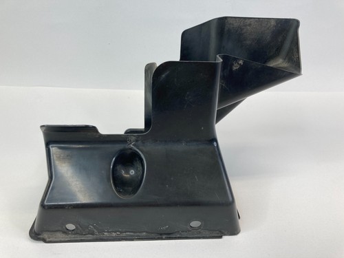 09-17 Mitsubishi Lancer Ralliart 2.0L L4 Turbo Transmission Oil Cooler Air Duct - Picture 4 of 11