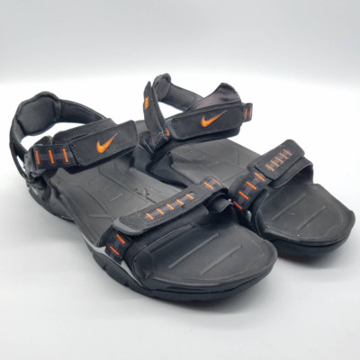 nike sandals strappy