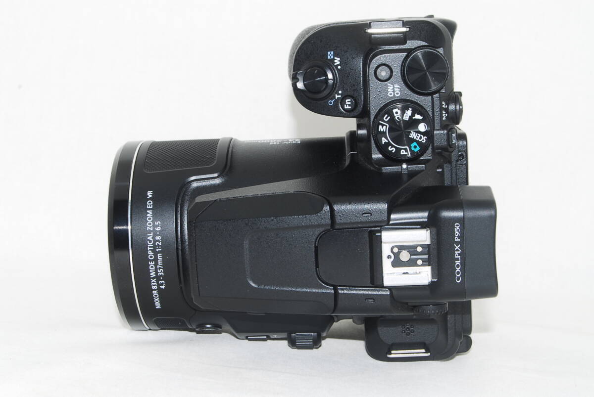Nikon COOLPIX P950 デジタルカメラ(美品) Nikon COOLPIX P950 Black Digital Camera English Language