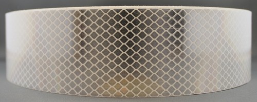 3M White (4090) Diamond Grade Class 1 Reflective Tape 100mm x 3m - Picture 4 of 4