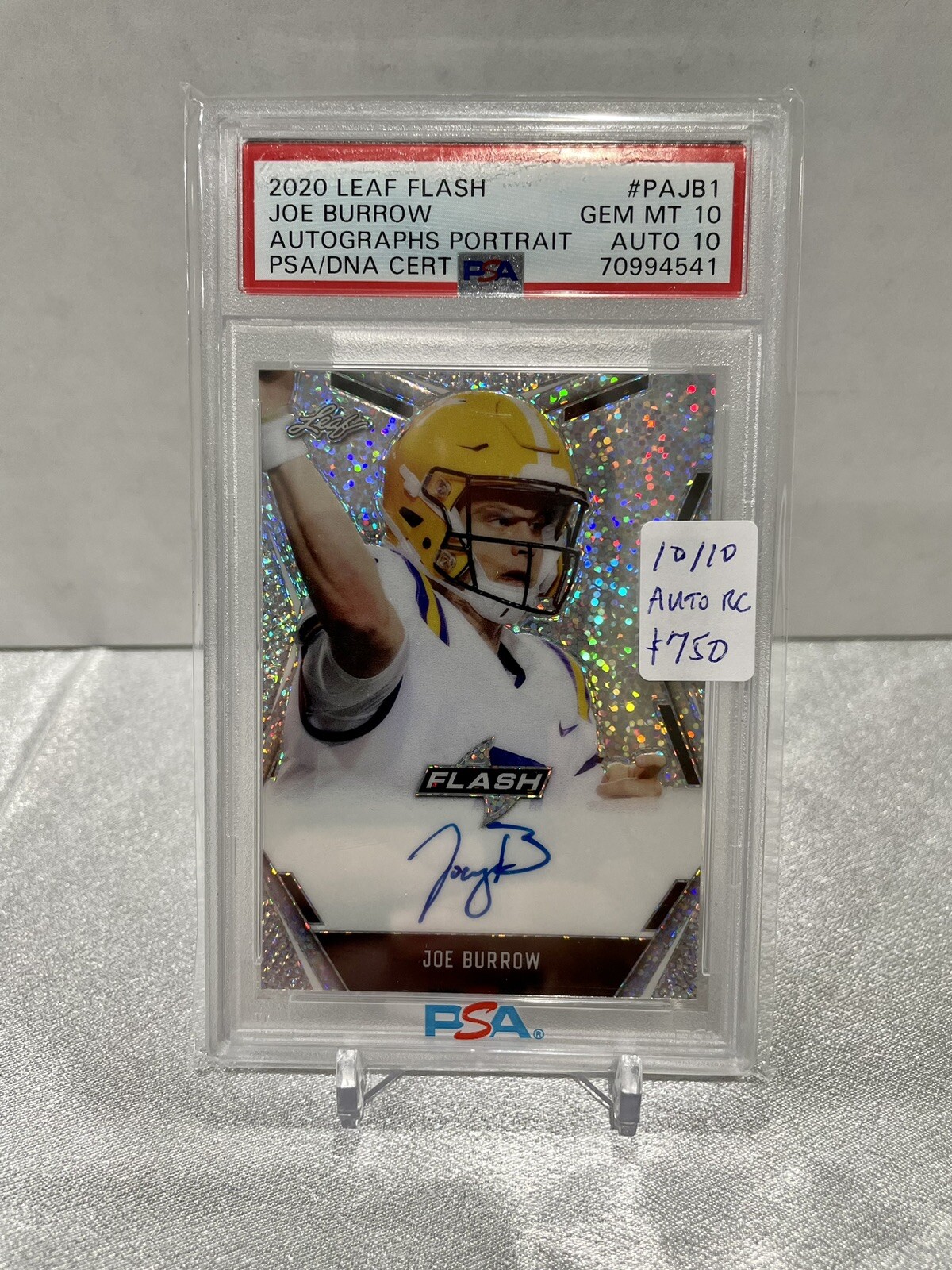 Joe Burrow Leaf Flash Autographs Portrait #PAJB1 Base