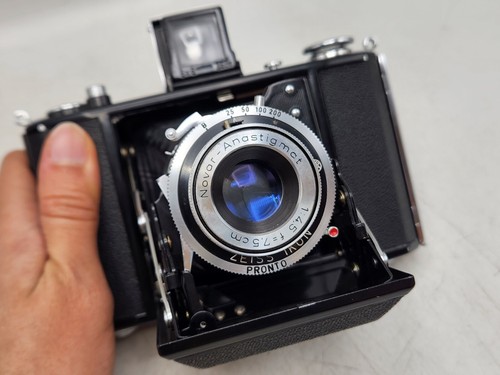 Zeiss Ikon Nettar 515/16 6x6 Folding Camera w/ Novar 7.5cm 75mm F4.5 Lens - Picture 8 of 10
