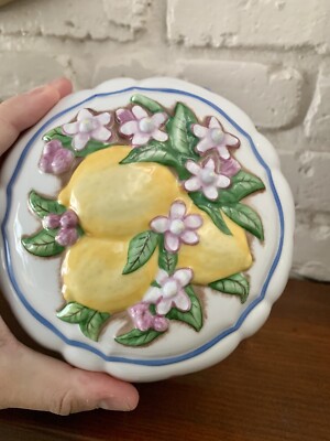 Vintage Franklin Mint Round Porcelain Glazed Jello Mold Lemons