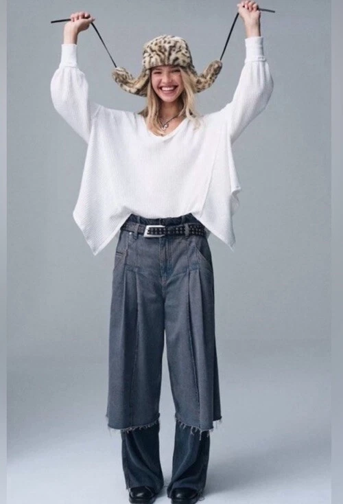 NUEVO CON ETIQUETAS FREE PEOPLE Talla 29 NOCTURNE DOBLE DOBLADILLO PANTALÓN VAQUERO PIERNA ANCHA