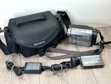 Sony Handycam DCR-TRV285E PAL Digital8 videocamera registratore 990X zoom digitale