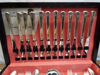Holmes & Edwards Silver Plate IS Flatware Set May Queen 78pcs svc
