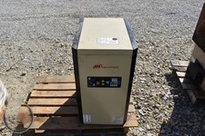 Ingersoll Rand D170IT Non-Cycling Refrigerated Air Dryer 1" NPT 115/1/60 100 CFM