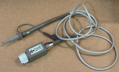 TEKTRONIX P6137  (aka P6134C) 10:1 400MHz Probe for 2465B 2467B Oscilloscope