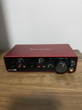 Focusrite Scarlett 2i2 USB Audio Interface 2x...