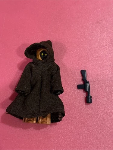Vintage Kenner Jawa Complete With Weapon Action Figure