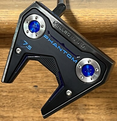 青*太様 SCOTTY CAMERON PHANTOM 5S Scotty Cameron Phantom 5.5 putter. This beauty features a welded