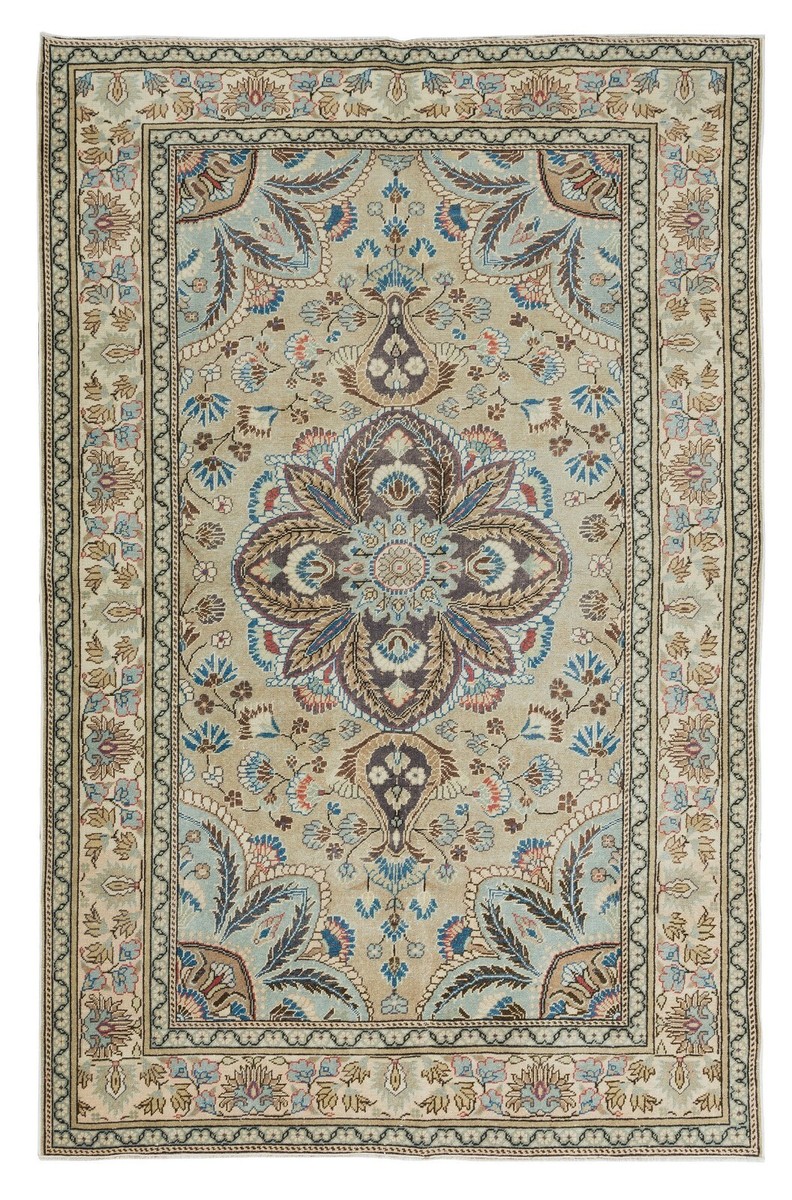 4.6x7.3 Ft Elegant Modern Handmade Wool Area Rug from
