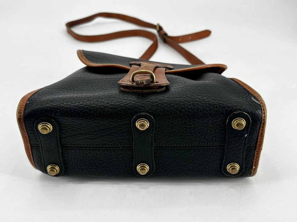 Vintage Dooney And Bourke All Weather Leather Black Essex Crossbody - Image 3 of 4