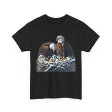Bald Eagle Dad Mom Three Eaglet T-shirt, Bald Eagle Family Women Men T-shirt 