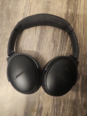 Bose QuietComfort 35 Over the Ear Wireless Headphones - Black