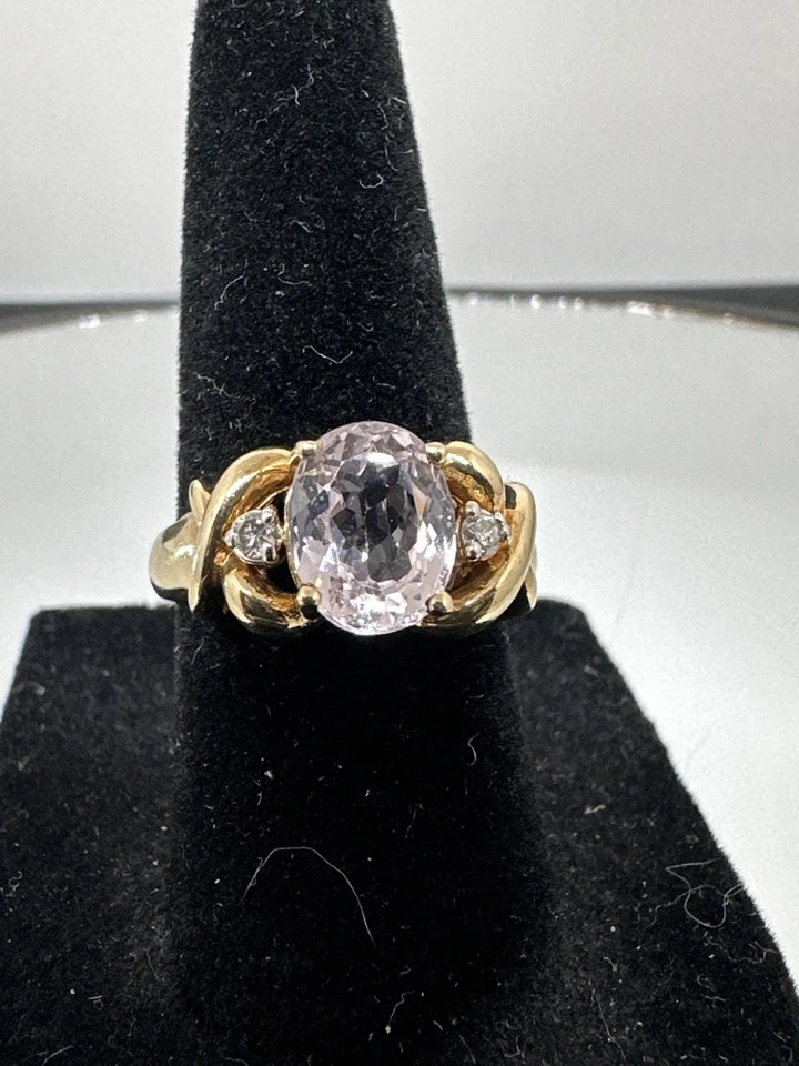 天然粉红色昆石和钻石口音10K黄金戒指 — 第 2/4 张图片