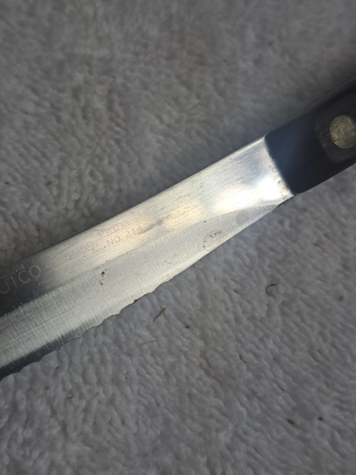 Vtg  Cutco USA 1059 Serrated Blade Table Steak Knife Brown Swirl Handle