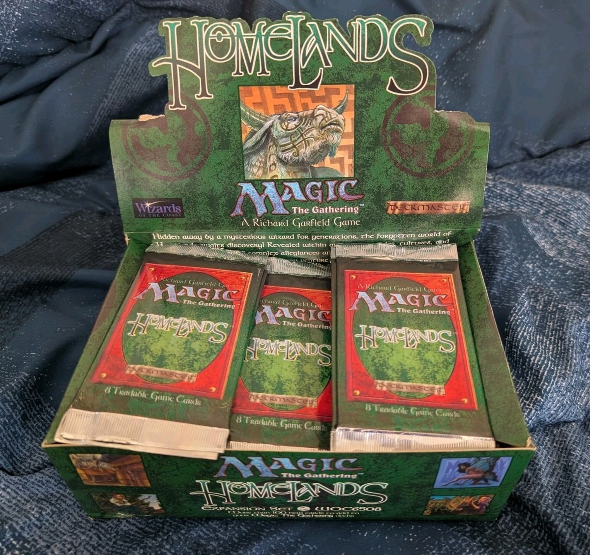 mtg homelands booster box Amazon.com: Magic: The Gathering Streets of New Capenna Draft Booster Box main image 1