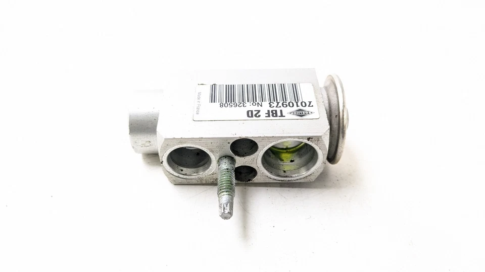 JAGUAR E-PACE X540 AC AIR CON EXPANSION VALVE 7010973 2018 - Image 3 of 4