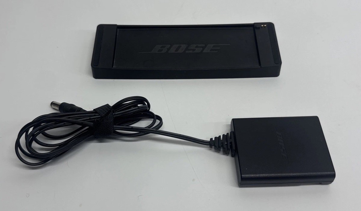マ*ン様 BOSE Sound Link mini 充電器、台座付き　完動品 Bose Charging Base Cradle AC Adapter For Bose SoundLink Mini use w