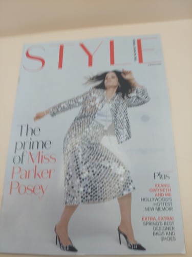 Times Style Magazin. Ione Skye, Parker Posey, März 2025 J - Bild 1 von 11