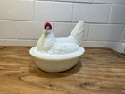 VTG Westmoreland  White Milk Glass Hen on Nest Red Comb and Eyes Split Tail 5.5”