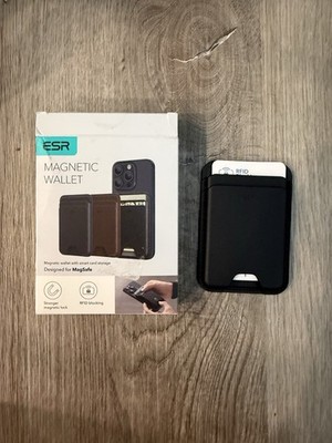 ESR for MagSafe Wallet, 5 Card Holder with RFID Blocking, MagSafe Sticker BLACK