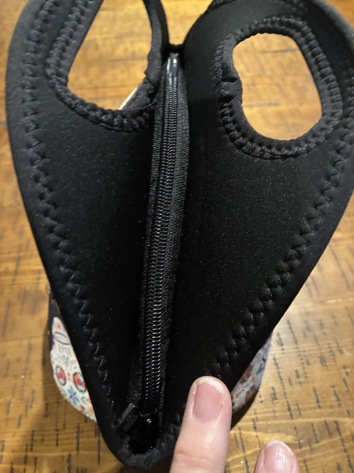 Bolso de Almuerzo Día de los Muertos Calavera de Azúcar - Bolso con Cremallera Aislado de Neopreno - Negro Foto 4 de 4