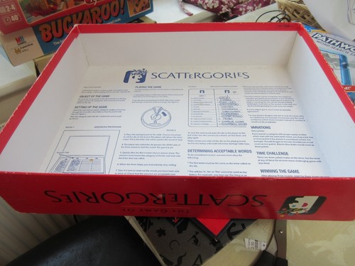 MB Games The Game of Scattergories Board Game 1989 - Picture 10 of 11