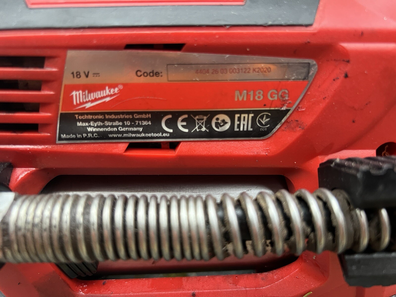 Milwaukee M18GG0 18V LiIon Cordless Grease Gun eBay