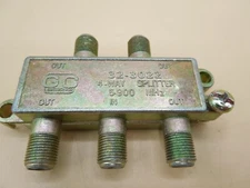 GC ELECTRONICS  Model 32-3022 CATV 4-Way Splitter 5 - 900MHz NEW (QTY 1)