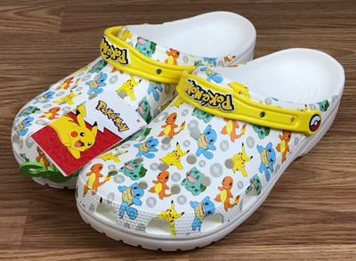 Crocs x Pokemon 2 Classic Clog Men's 10 Pikachu Squirtle Charmander - NEW