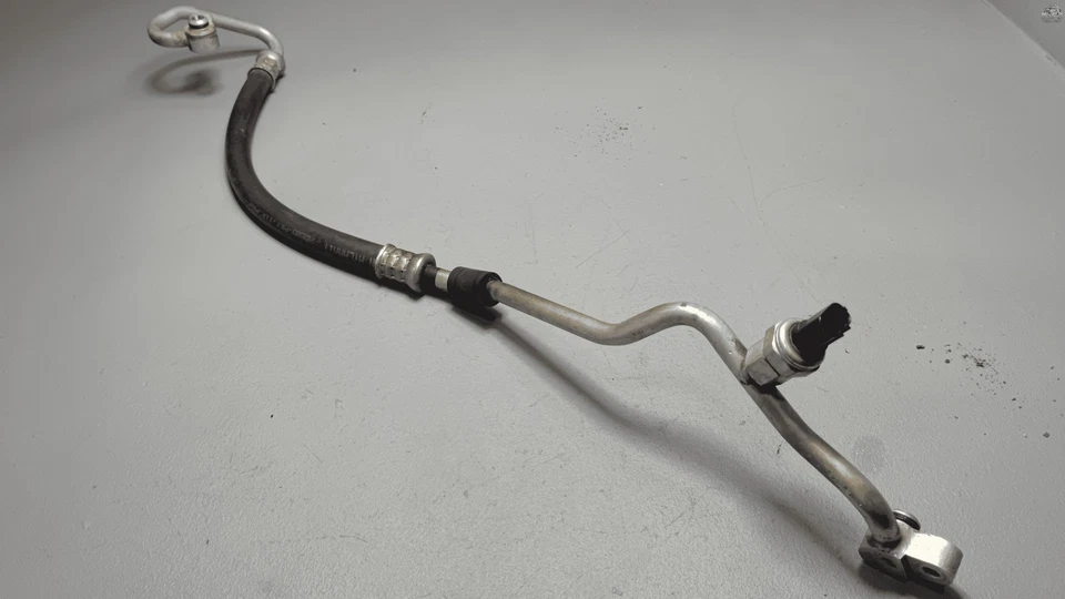 Manguera de descarga de aire acondicionado línea de tubo y sensor OEM 2017-20 Acura MDX 3,5 L Foto 2 de 4