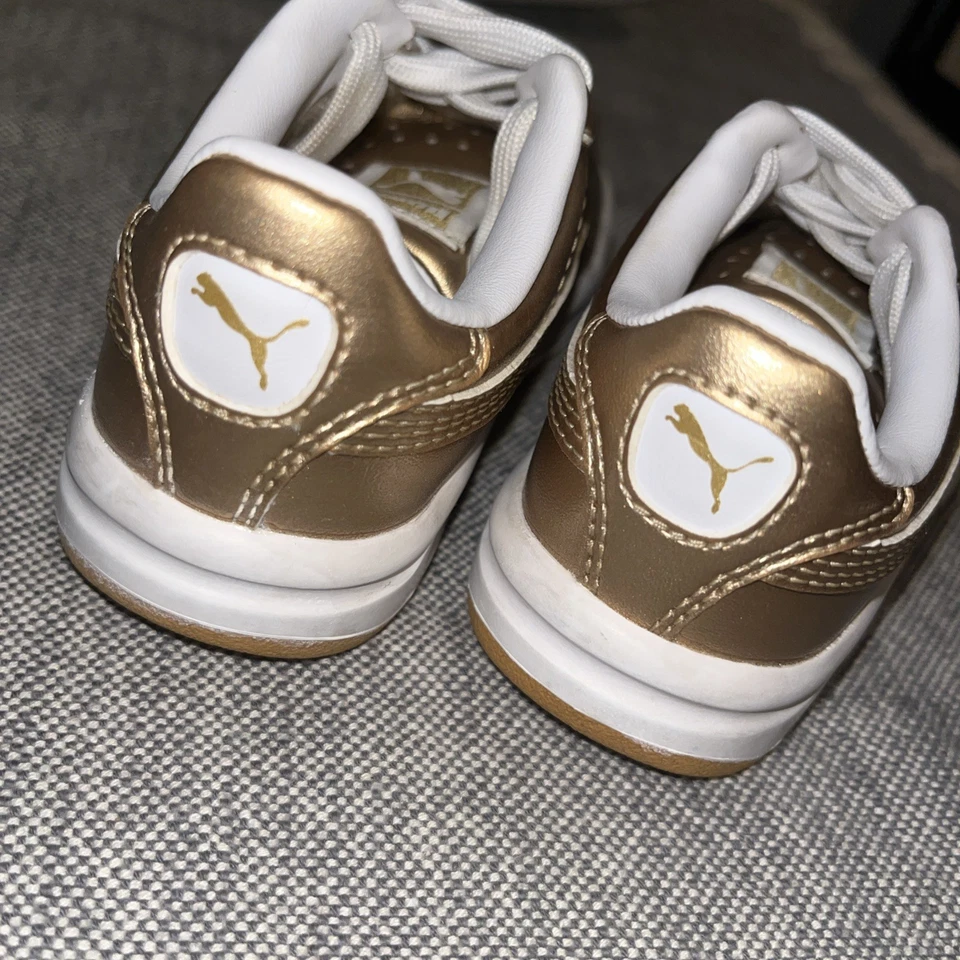 Toddler Girls Puma Shoes Size 7 - Image 3 of 4