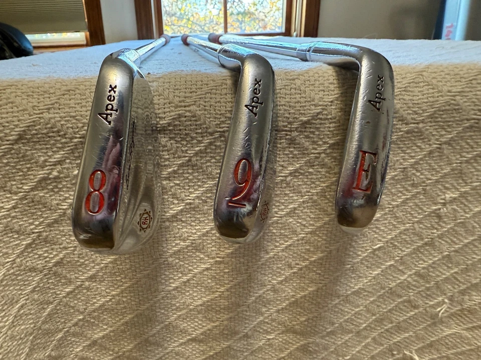 Juego de hierro Ben Hogan 2003 Apex diestro acero Apex 4 ejes/4 hierros a través de ecualizador Foto 3 de 4