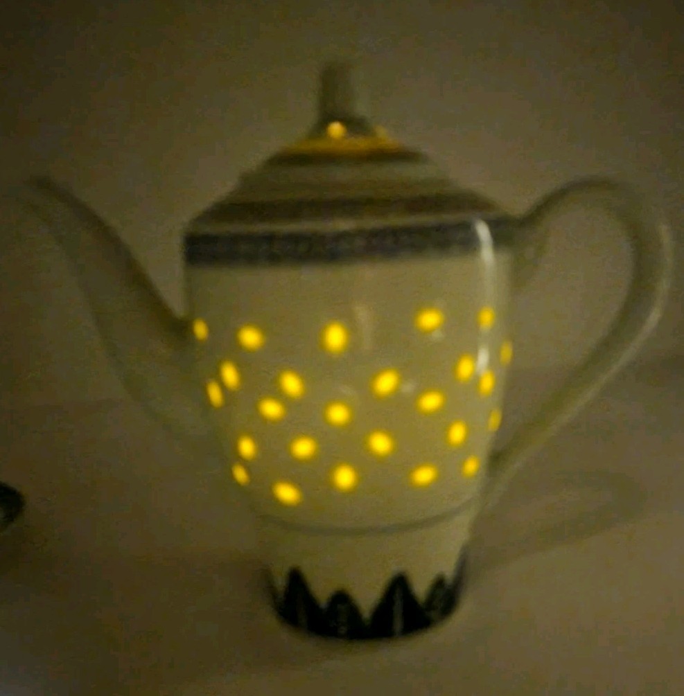 Vintage Rice Grain Pattern Blue Floral Tea Set