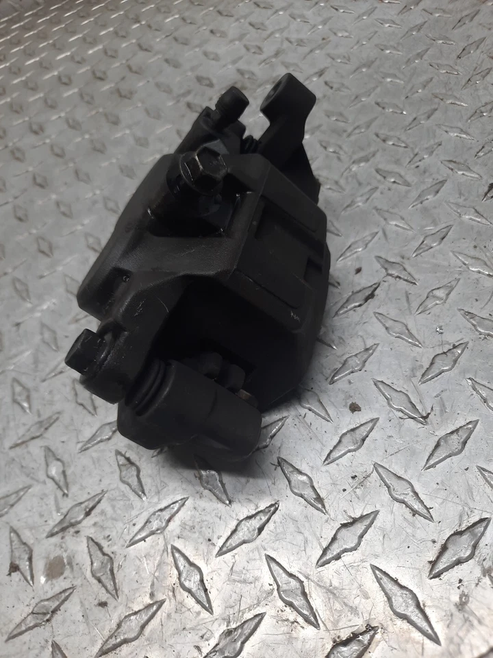 2015 yamaha bolt xvs950 front brake caliper - Image 3 of 4