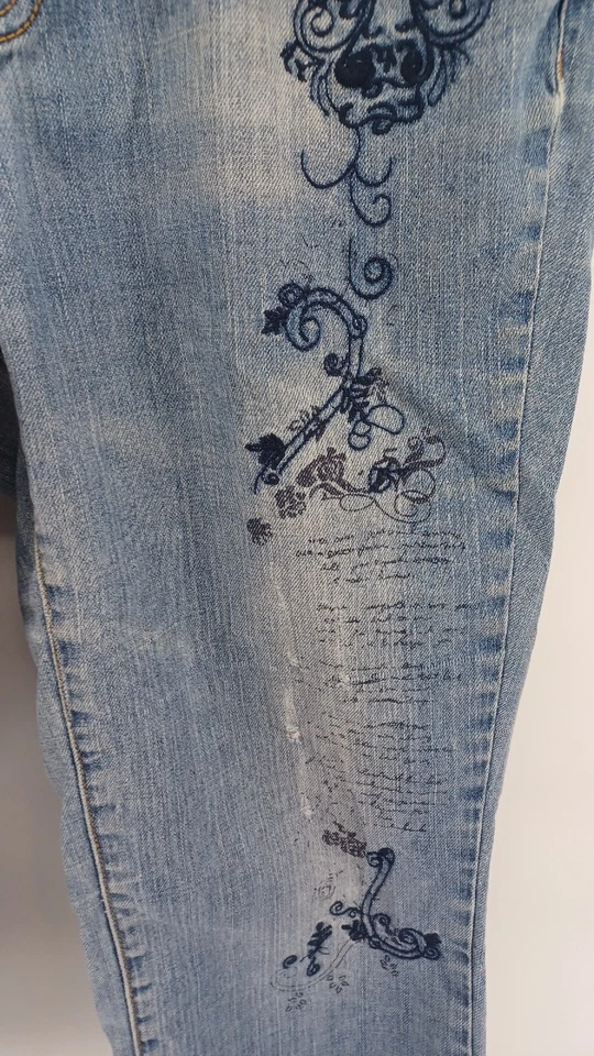 Capris de mezclilla LA Blues para mujer talla 10 azul tiro alto elástico  Foto 3 de 4