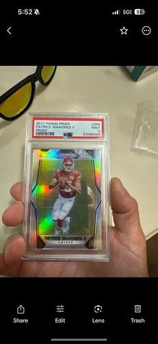 2017 Panini Prizm Patrick Mahomes #269 Silver Prizm RC PSA 9 THREEPEAT??!