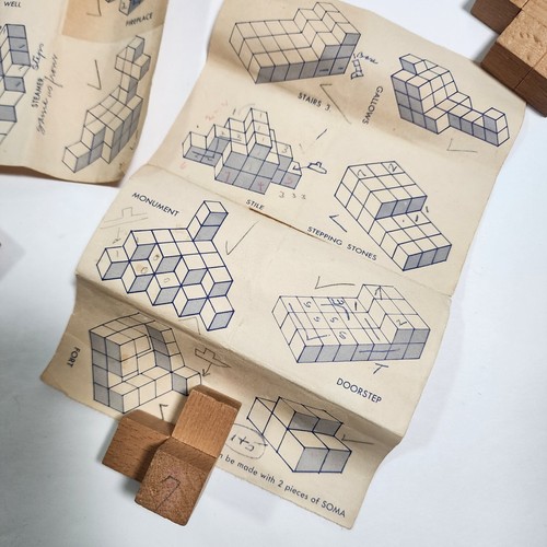 Vintage 1960’s Soma 200 Piet Hein Wood Cube Puzzle Challenge W/ Instructions - Picture 2 of 6